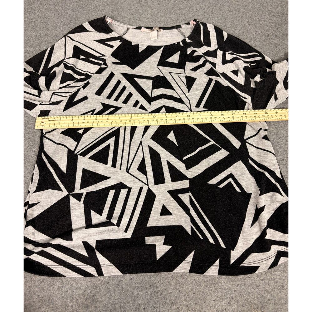 Forever 21 Women's L Black White Geometric Graphic Sweatshirt Pullover - Picture 4 of 8